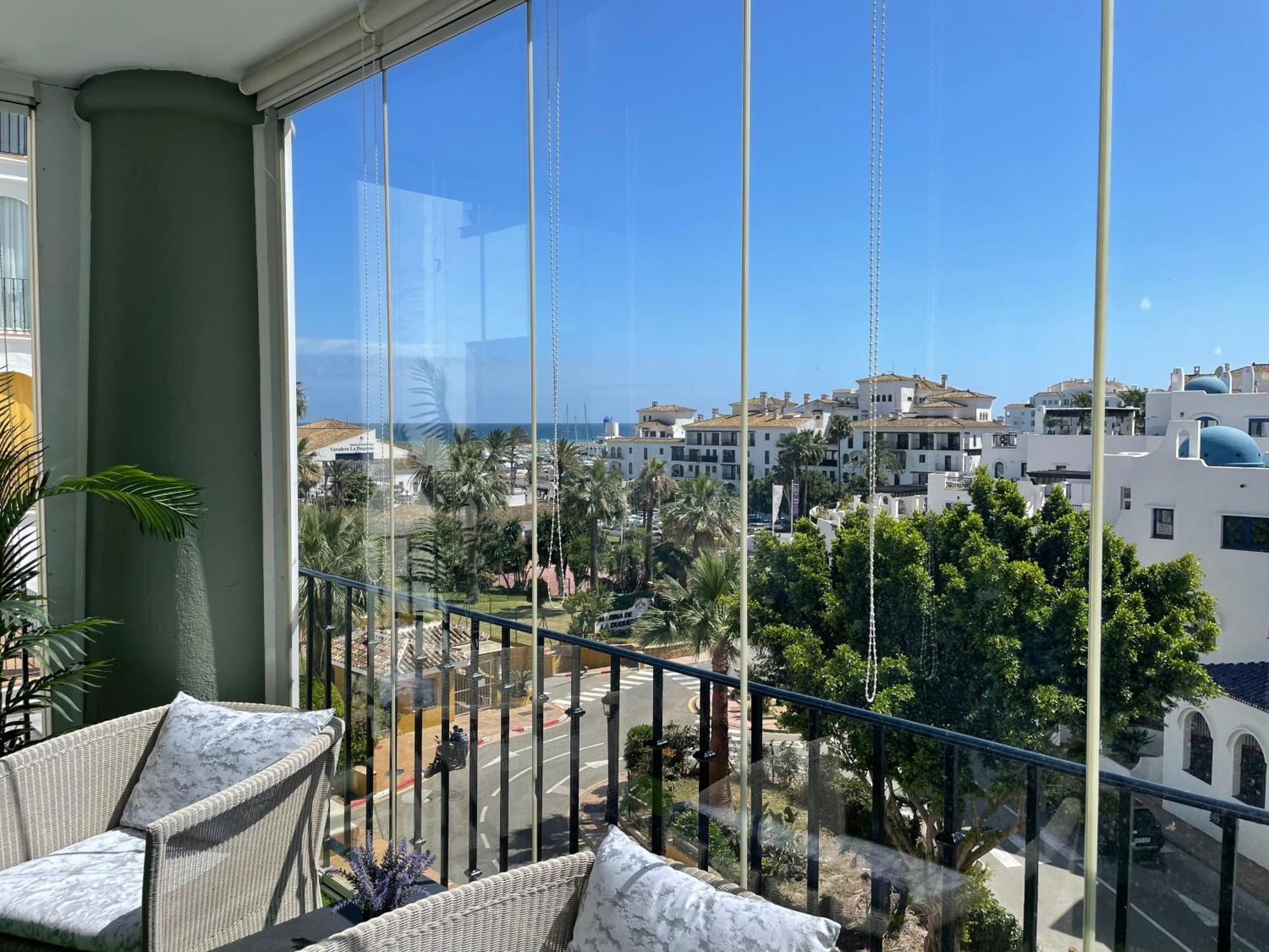 Apartamento En Marina Duquesa Castillo de Sabinillas Bagian luar foto
