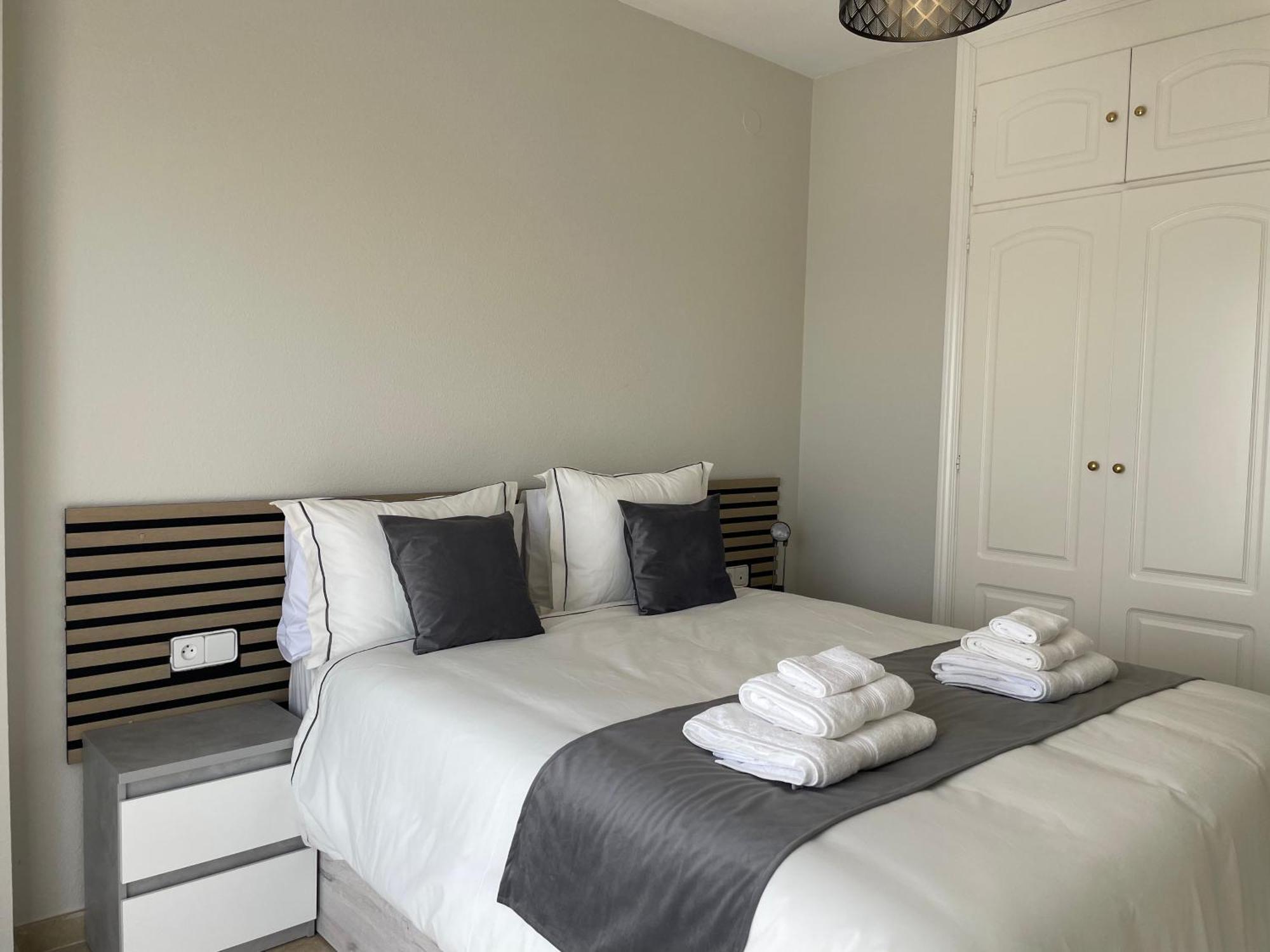 Apartamento En Marina Duquesa Castillo de Sabinillas Bagian luar foto