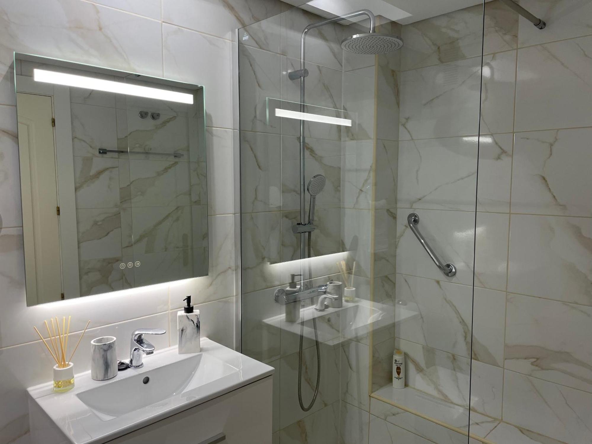 Apartamento En Marina Duquesa Castillo de Sabinillas Bagian luar foto