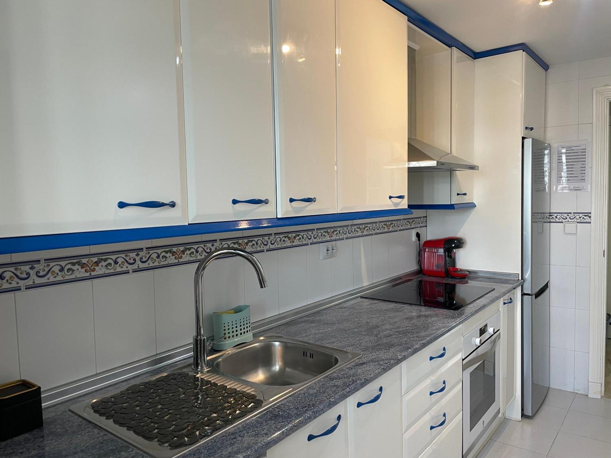 Apartamento En Marina Duquesa Castillo de Sabinillas Bagian luar foto