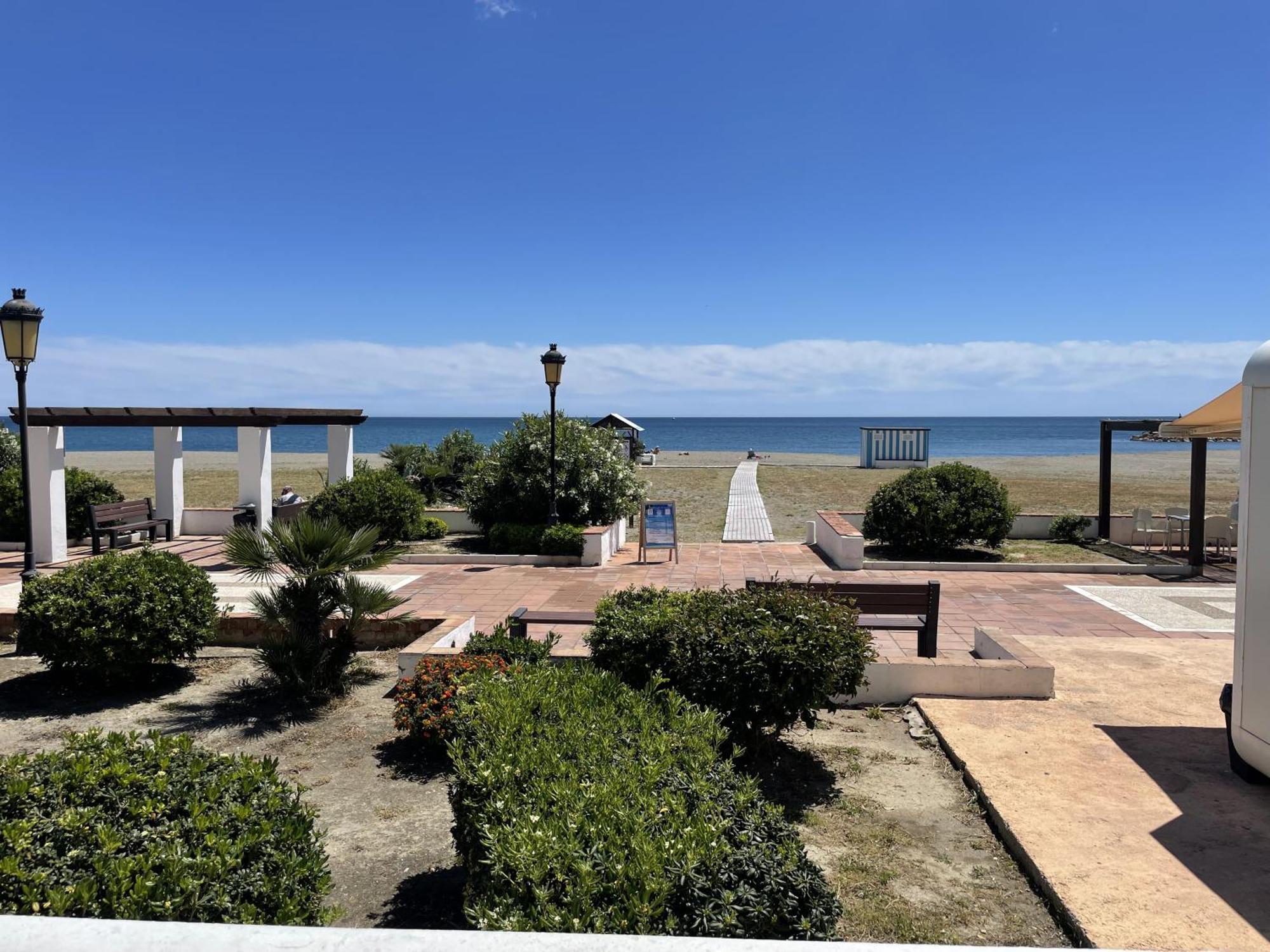 Apartamento En Marina Duquesa Castillo de Sabinillas Bagian luar foto